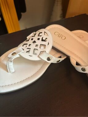 Cato White Cutout Medallion Thong Sandals with Gold Studs